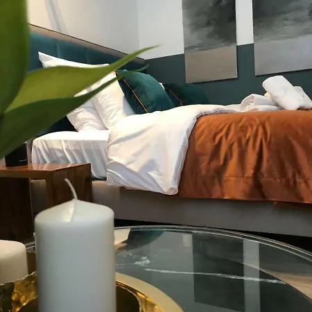 Good Bed - Elegant Heart Of Apartmán